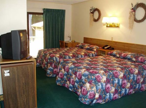 بحيرة جورج Tall Pines Motel الغرفة الصورة