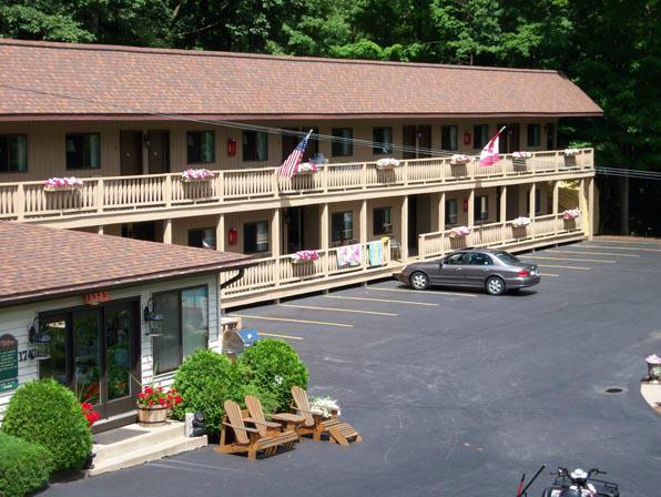 بحيرة جورج Tall Pines Motel الغرفة الصورة